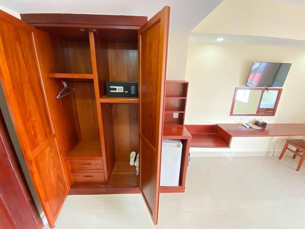 Centrana Hotel Phnom Penh Eksteriør bilde